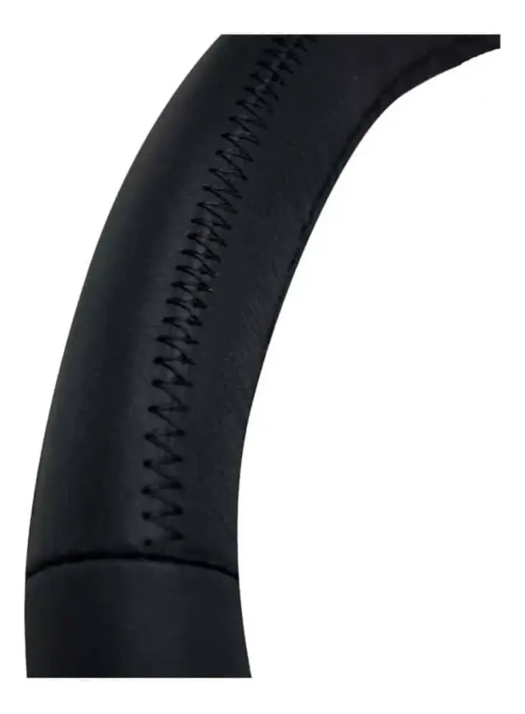 CUBRE VOLANTE CUERO NEGRO DETALLE CARBÓN 2D VENTILADO – SFT-N1805BK