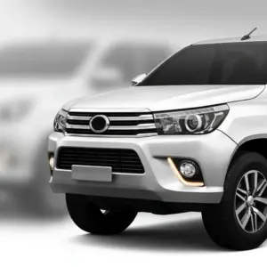 SET DE NEBLINEROS PARA TOYOTA HILUX REVO 8VA GENERACIÓN 2016-2020 - PTY-555L