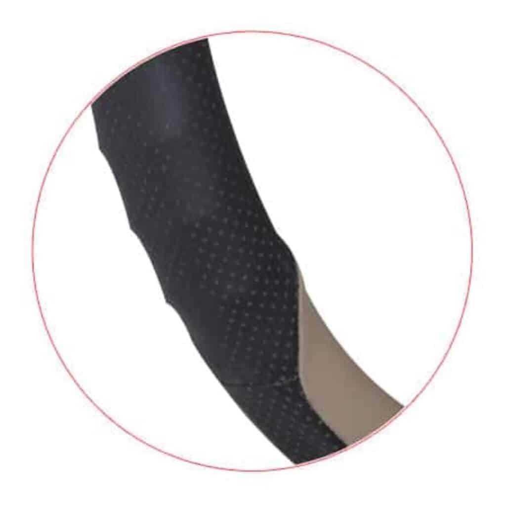 CUBRE VOLANTE CUERO GENUINO DELUX NEGRO BEIGE – SFT-1031