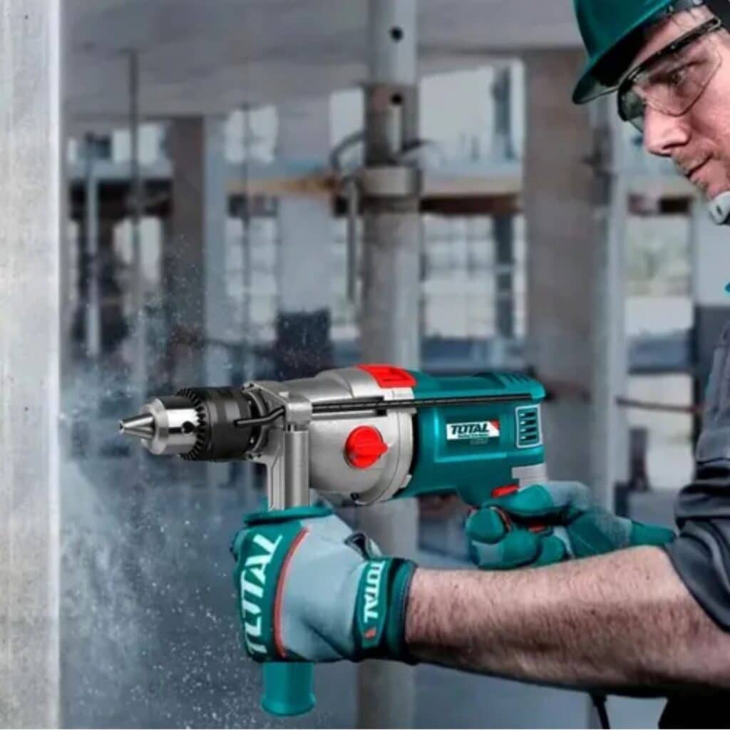 TALADRO PERCUTOR 1100W 16MM 0-3000RPM VEL VARIABLE 2 GEAR INDUSTRIAL TOTAL – TG211166