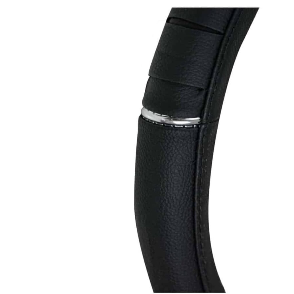 CUBRE VOLANTE CUERO GEN BK/TEXTURA NEGRA/LINEAS CC – SFT-18015BK