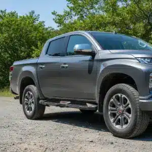 ESTRIBO  PARA MITSUBISHI TRITON L200 2019-ON - S1-SS01B-S61