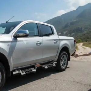 ESTRIBO T2 PARA TRITON L200 5TA GENERACION 2019 EN ADELANTE - S1-SS25B-S61