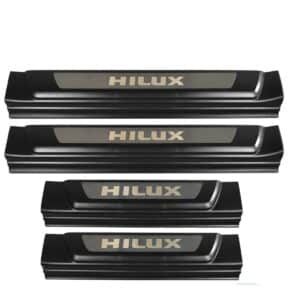 CUBIERTA DE UMBRAL DE PUERTA HILUX 16-2023 - E55025