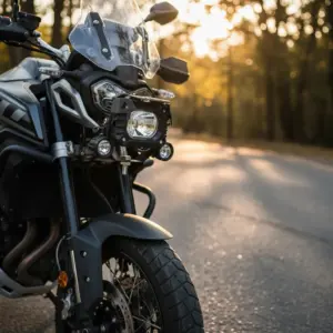 LUZ LED MOTO 18W 7X5.5CM ALUMINIO DEPORTIVO - SF-25102